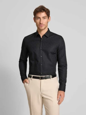 Koszula biznesowa o kroju slim fit z kołnierzykiem typu kent model ‘KENNO’ HUGO