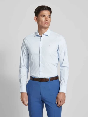 Koszula biznesowa o kroju slim fit z kołnierzykiem typu kent model ‘Parker’ Tommy Hilfiger Tailored