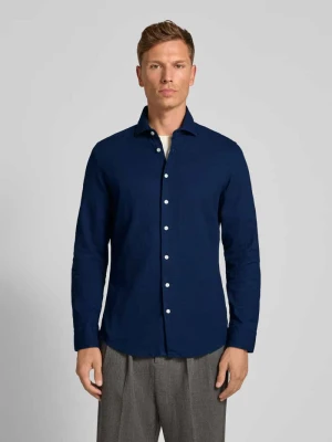 Koszula biznesowa o kroju slim fit z kołnierzykiem typu kent model ‘Spread’ seidensticker