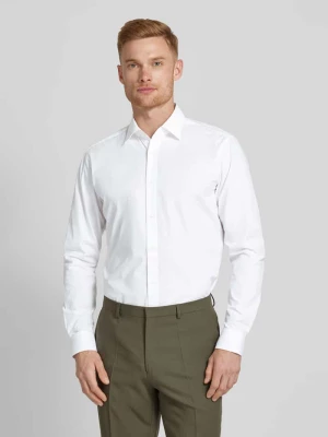 Koszula biznesowa o kroju slim fit z kołnierzykiem typu kent model ‘Valerio’ HUGO