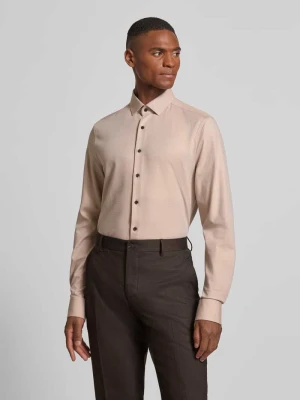 Koszula biznesowa o kroju slim fit z kołnierzykiem typu kent OLYMP Level 5 Piaskowy