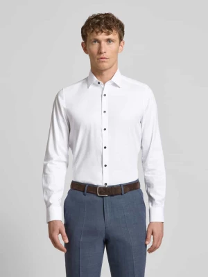 Koszula biznesowa o kroju slim fit z kołnierzykiem typu kent OLYMP Level Five