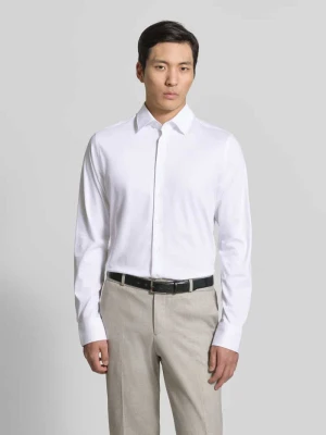 Koszula biznesowa o kroju slim fit z kołnierzykiem typu kent Roy Robson