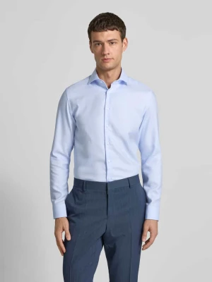 Koszula biznesowa o kroju slim fit z kołnierzykiem typu kent seidensticker