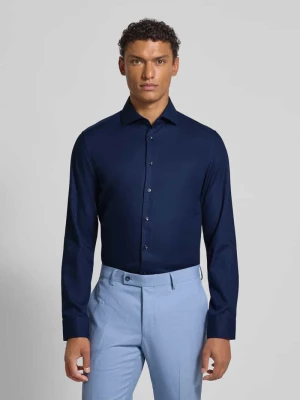 Koszula biznesowa o kroju slim fit z kołnierzykiem typu kent seidensticker