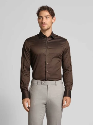 Koszula biznesowa o kroju slim fit z kołnierzykiem typu kent Eterna