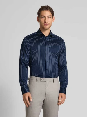 Koszula biznesowa o kroju slim fit z listwą guzikową Eterna