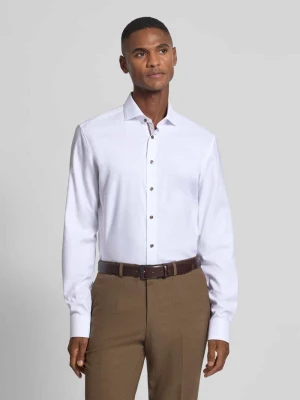 Koszula biznesowa o kroju slim fit z listwą guzikową Eterna Biały