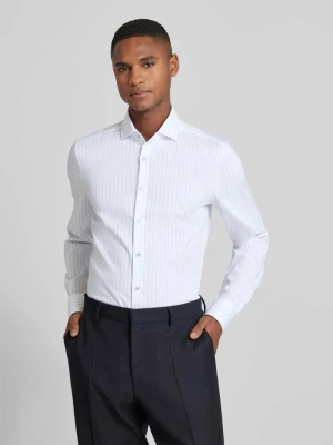 Koszula biznesowa o kroju slim fit z mieszanki bawełny z kołnierzykiem typu kent OLYMP Level Five