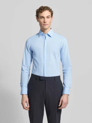 Koszula biznesowa o kroju slim fit z popeliny z dodatkiem streczu Boss