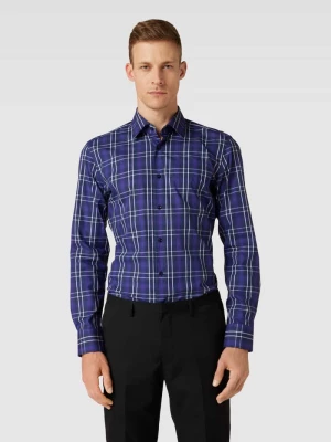 Koszula biznesowa o kroju slim fit ze wzorem w kratę model ‘Hank’ Boss