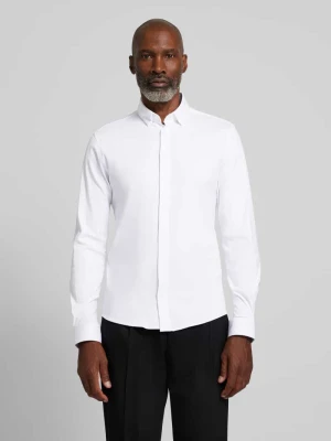Koszula casualowa o kroju casual fit z kołnierzykiem typu kent model ‘Arthur’ Casual Friday Biały