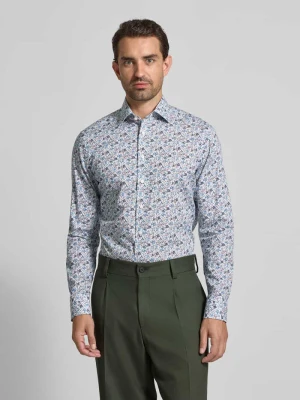 Koszula casualowa o kroju Modern Fit z kołnierzykiem typu kent Olymp