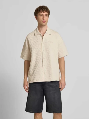 Koszula casualowa o kroju modern fit z wyhaftowanym logo model 'Jovren' PEGADOR
