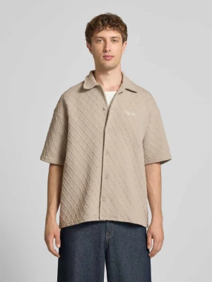 Koszula casualowa o kroju modern fit z wyhaftowanym logo model 'Jovren' PEGADOR