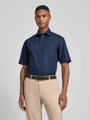 Koszula casualowa o kroju regular fit z brustaszą Olymp