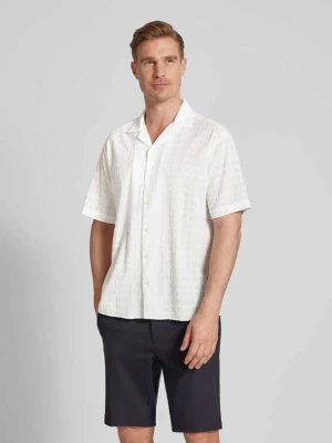 Koszula casualowa o kroju regular fit z fakturowanym wzorem MCNEAL