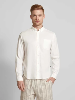 Koszula casualowa o kroju regular fit z kieszenią na piersi model ‘WHITE HEMP ANT’ thinking mu