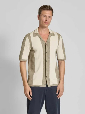 Koszula casualowa o kroju regular fit z kołnierzem z połami Profuomo