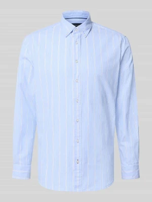 Koszula casualowa o kroju regular fit z kołnierzykiem typu button down Christian Berg Błękitny