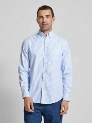 Koszula casualowa o kroju regular fit z kołnierzykiem typu button down Christian Berg Men