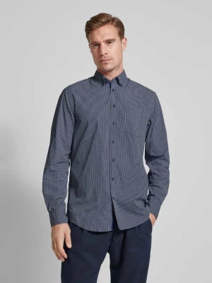 Koszula casualowa o kroju regular fit z kołnierzykiem typu button down Christian Berg Men