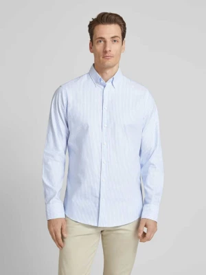 Koszula casualowa o kroju regular fit z kołnierzykiem typu button down Christian Berg Men
