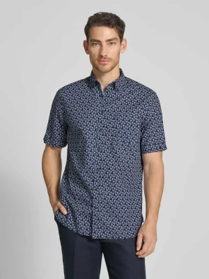 Koszula casualowa o kroju regular fit z kołnierzykiem typu button down Christian Berg Men