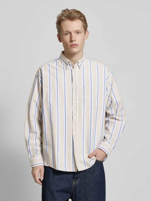 Koszula casualowa o kroju regular fit z kołnierzykiem typu button down model ‘Ebill’ Hugo Blue