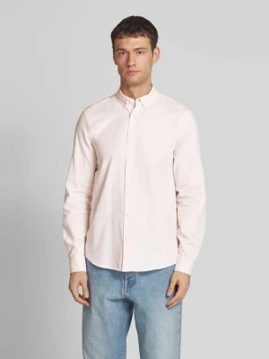 Zdjęcie produktu Koszula casualowa o kroju regular fit z kołnierzykiem typu button down model ‘QUAASA’ ARMEDANGELS