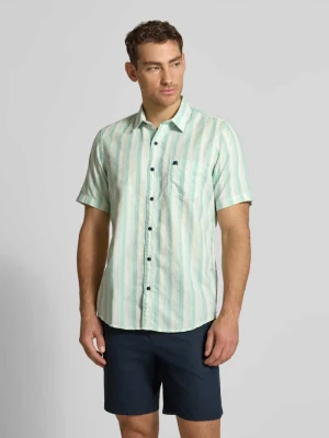 Koszula casualowa o kroju regular fit z kołnierzykiem typu kent i brustaszą Lerros