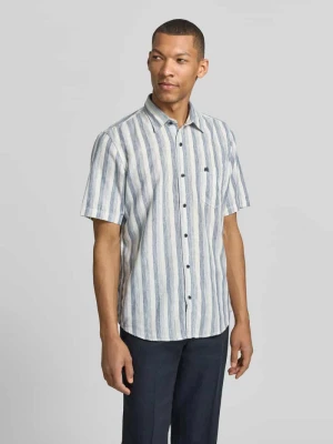 Koszula casualowa o kroju regular fit z kołnierzykiem typu kent i brustaszą Lerros