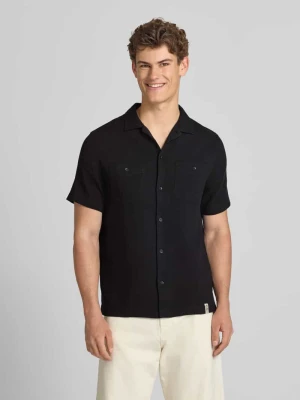 Koszula casualowa o kroju regular fit z kołnierzykiem typu kent i kieszeniami na piersi Superdry
