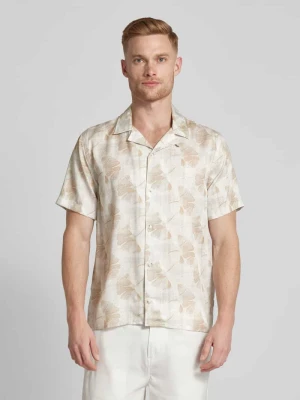 Koszula casualowa o kroju regular fit z kwiatowym nadrukiem na całej powierzchni GABBA