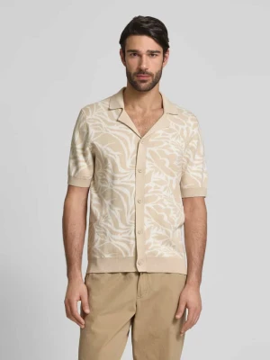 Koszula casualowa o kroju regular fit z rękawem o dł. 1/2 i kołnierzem z połami MCNEAL