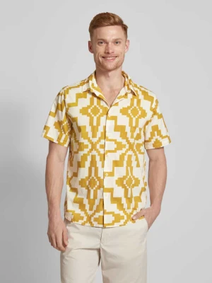 Koszula casualowa o kroju regular fit z rękawem o dł. 1/2 thinking mu