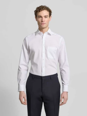 Koszula casualowa o kroju regular fit z wyhaftowanym logo model ‘New’ Olymp