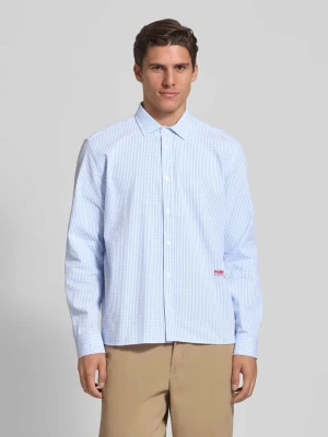 Koszula casualowa o kroju relaxed fit z fakturowanym wzorem POMPEII BRAND