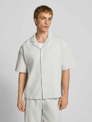 Koszula casualowa o kroju relaxed fit z kołnierzem z połami model 'Troy' Pegador