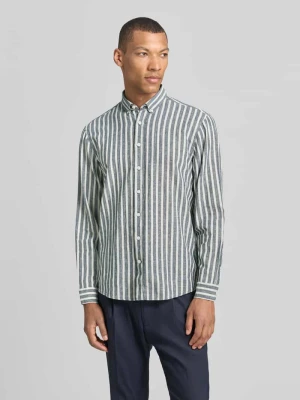 Koszula casualowa o kroju relaxed fit z kołnierzykiem typu button down lindbergh