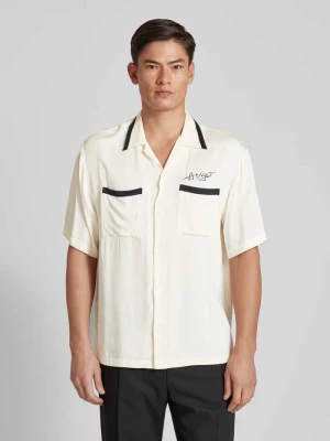 Koszula casualowa o kroju relaxed fit z wiskozy z rękawem o dł. 1/2 model ‘Efino’ HUGO