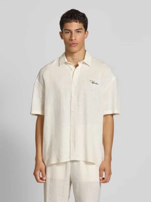 Koszula casualowa o kroju relaxed fit z wyhaftowanym logo model ‘Salwa’ Pegador