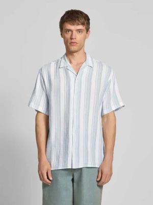 Koszula casualowa o kroju relaxed fit z wykładanym kołnierzem jack & jones