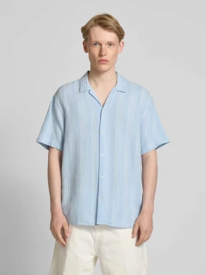 Koszula casualowa o kroju relaxed fit z wykładanym kołnierzem jack & jones