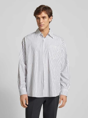 Koszula casualowa o kroju relaxed fit ze wzorem w paski model ‘Emaio’ HUGO