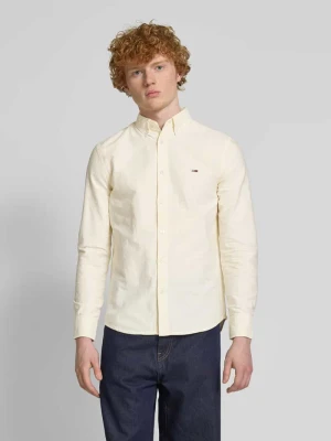 Koszula casualowa o kroju slim fit z czystej bawełny z wyhaftowanym logo Tommy Jeans