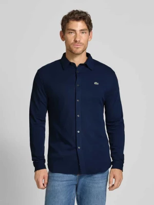Koszula casualowa o kroju slim fit z fakturą Lacoste