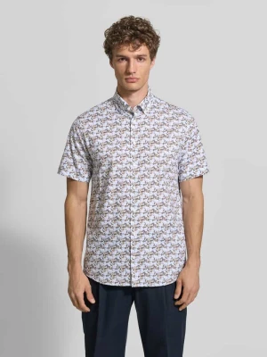 Koszula casualowa o kroju slim fit z kołnierzykiem typu button down Bugatti