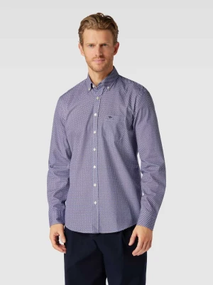 Koszula casualowa o kroju slim fit z kołnierzykiem typu button down FYNCH-HATTON