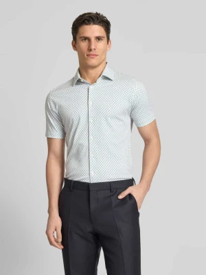 Koszula casualowa o kroju slim fit z kołnierzykiem typu kent Desoto